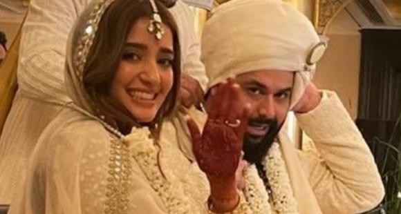 Fashion designer duo Kunal Rawal and Arpita Mehta held a knot in a dreamy party;  See the first picture