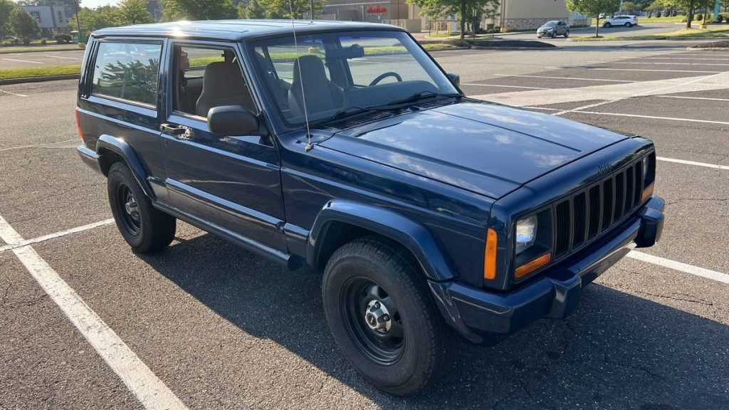 At ,499, is this very basic 2000 Jeep Cherokee a bargain?