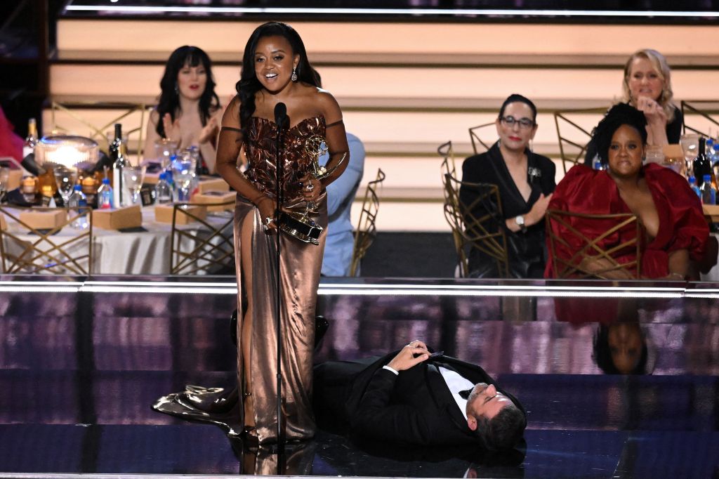 Sheryl Lee Ralph Thought Jimmy Kimmel’s Emmys Play Was Disrespectful to Kenta Bronson – Deadline