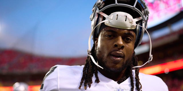 Davant Adams, No. 17 of the Las Vegas Raiders, before kick-off against the Kansas City Chiefs at GEHA Stadium at Arrowhead Stadium on October 10, 2022 in Kansas City, Missouri.