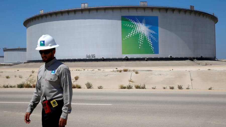 OPEC + plans to cut oil production to support prices