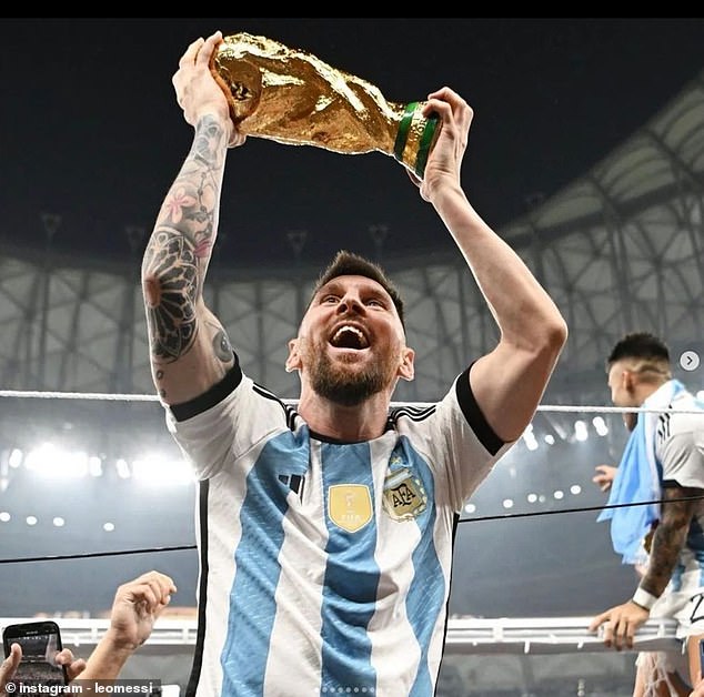 World Cup winning photo of Lionel Messi beating eggs to set an Instagram record